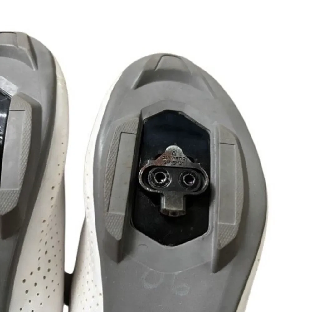 Shimano SH-RT500-W W Women’s Size 7.8 White Road Bike Cycling Shoes W/Cleats